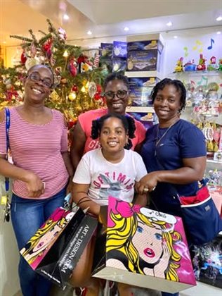Art + Design SXM Christmas memory