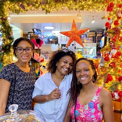 Art + Design SXM Christmas memory